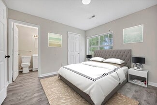 Building Photo - Bracey Square