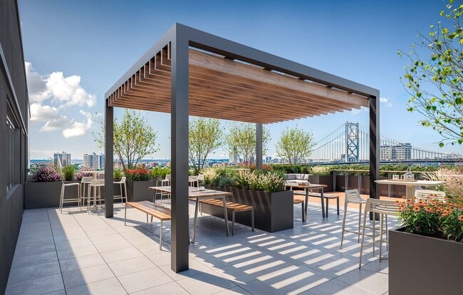 Building Photo - Beach Street Landing East