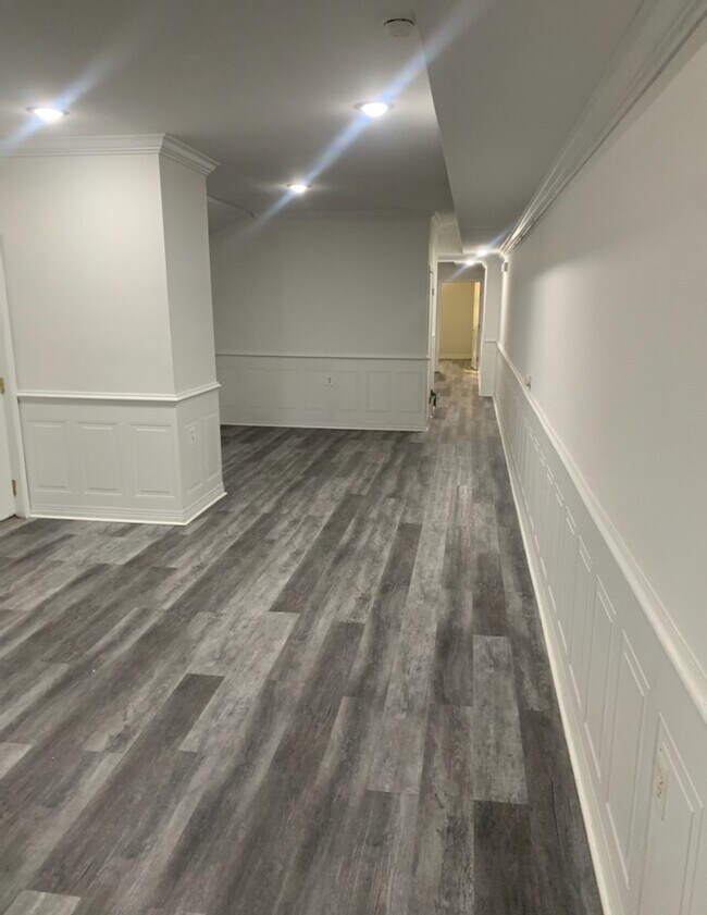 Foto del edificio - 322 N Edgewood St