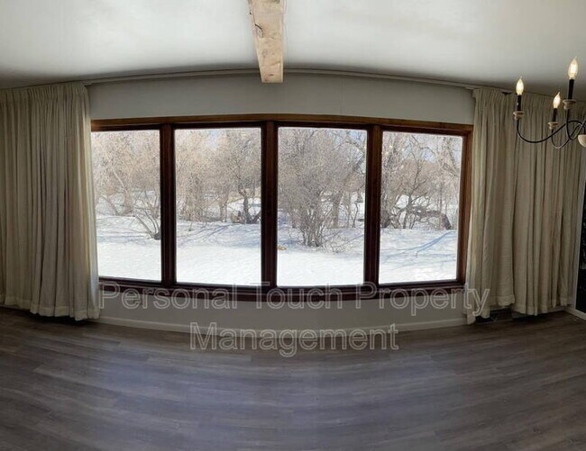 Foto del edificio - 801 Oak St