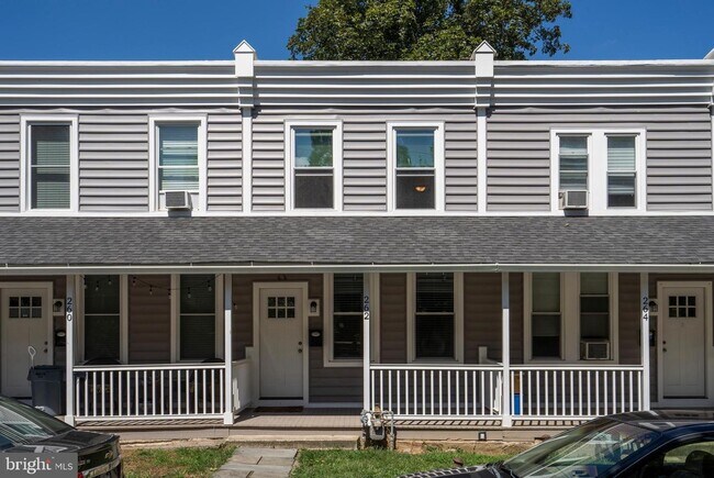 Building Photo - 258-268 N Aberdeen Ave