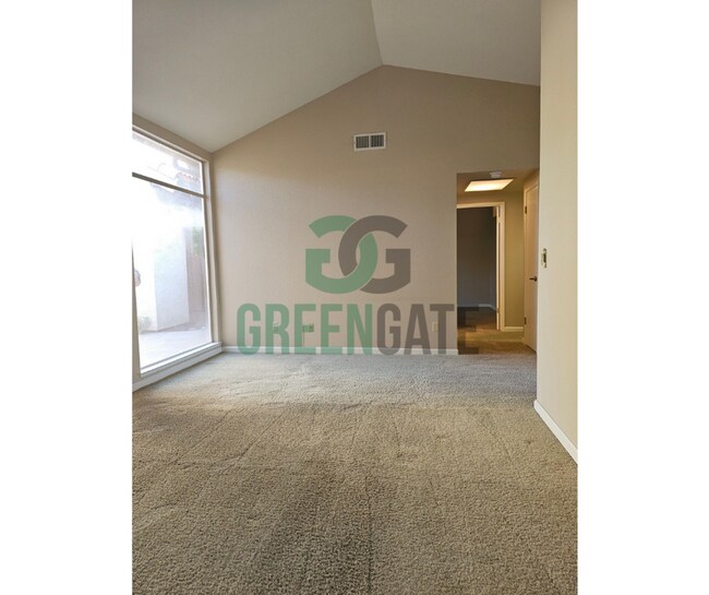 Foto del edificio - 3557 Claremont Ave