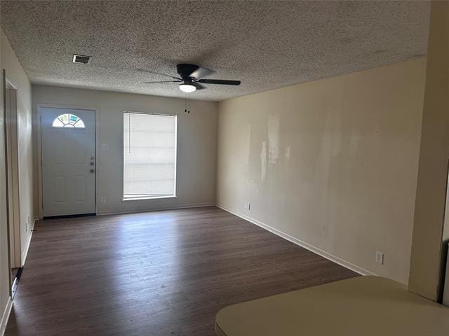 Building Photo - 728 Redbird Ln