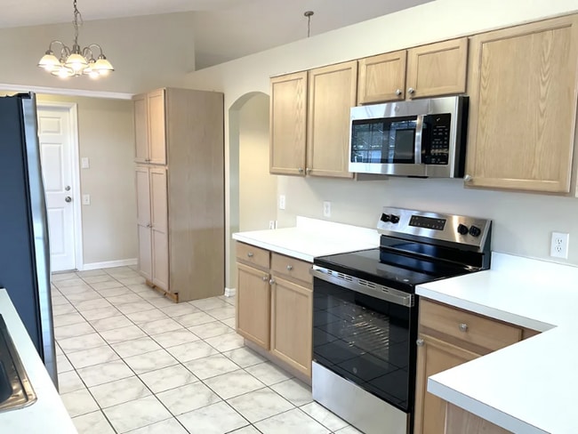 Building Photo - 3085 Hidden River Ct