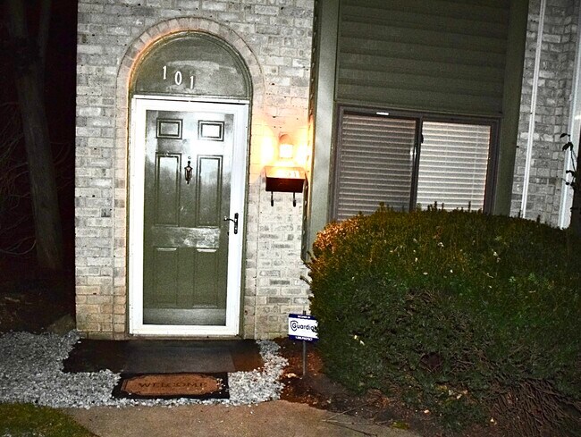 Foto del edificio - 101 Valley Dr