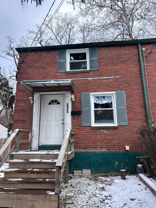 Photo - Newly Renovated 2 Bedroom Townhome