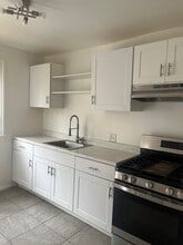 Building Photo - 11327 Littlefield St