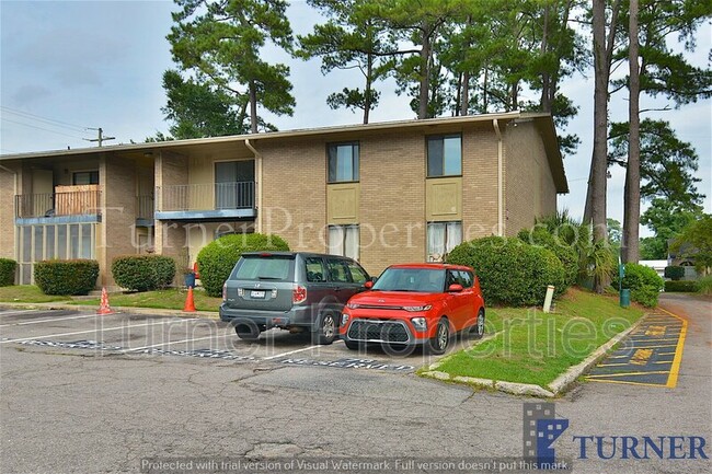 Foto del edificio - 103 Thornwell Ct