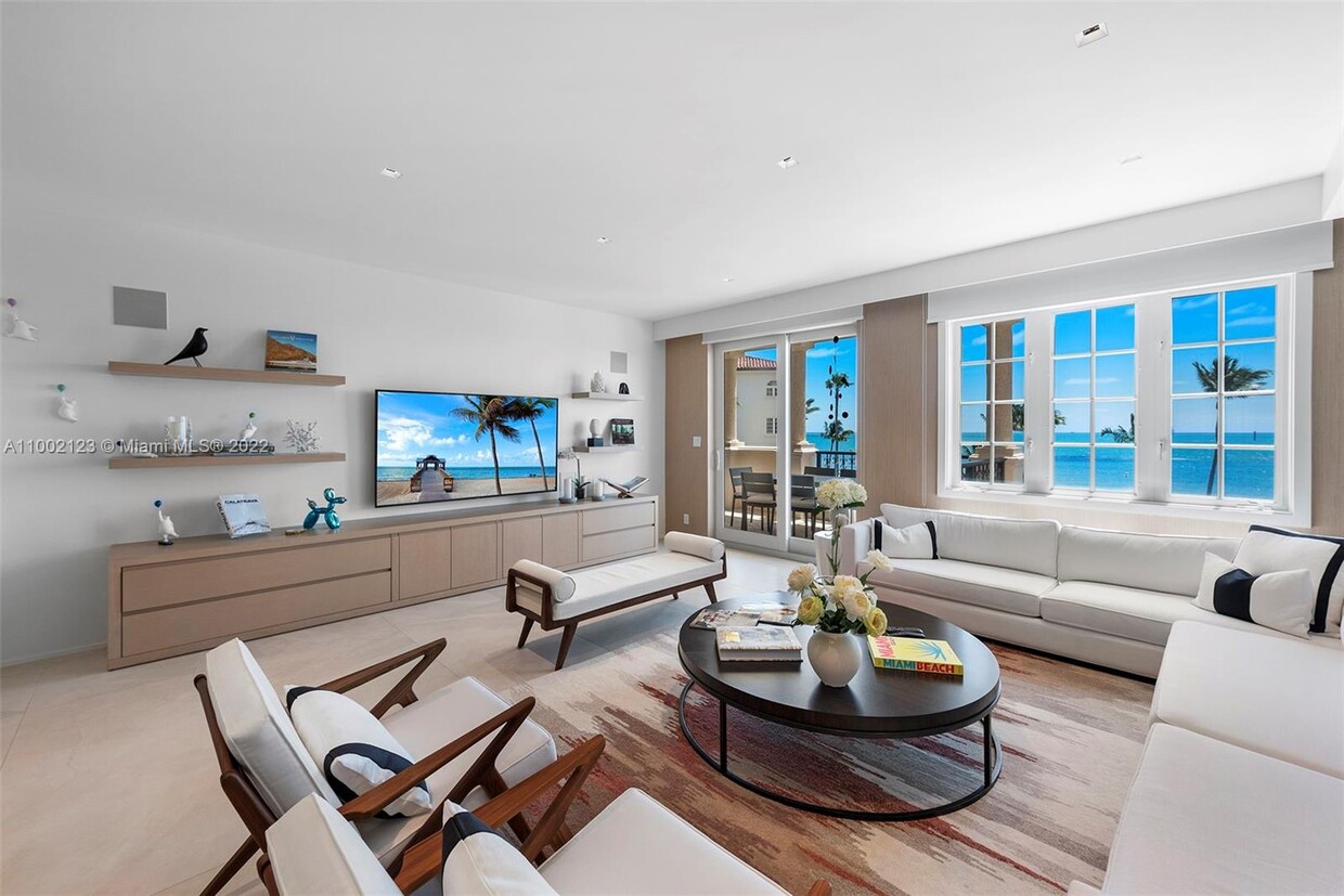 Foto principal - 19242 Fisher Island Dr