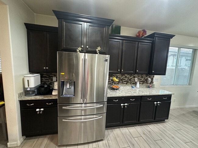 Building Photo - Charming 4 Bed 3 Bath Home in Meadows community, North Peoria !! POOL!!