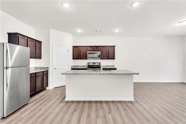 Building Photo - 4715 Bluffton Ct