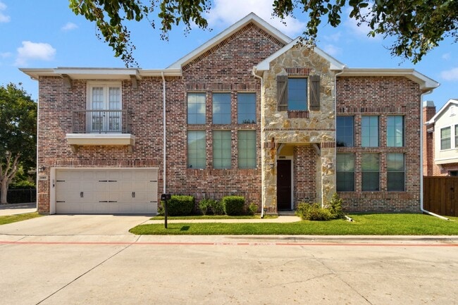 Richardson Townhome - Richardson Townhome