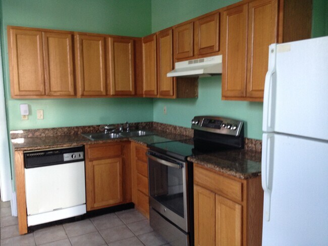 Kitchen - 1919 Camp St