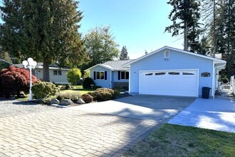 Building Photo - 306 E Dunbar Ln