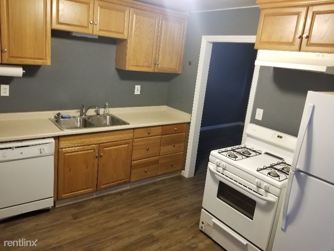 Building Photo - 2 br, 1 bath House - 910 S Liberty St