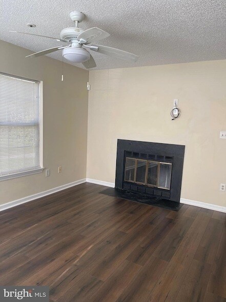 Foto del edificio - 15615 Easthaven Ct