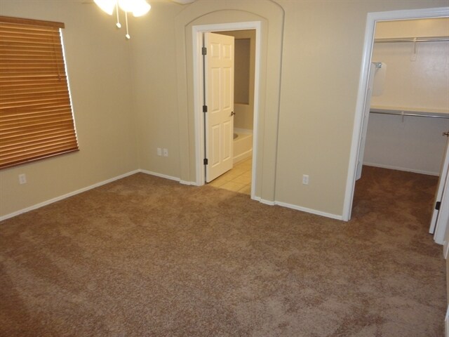 Foto del edificio - 3515 W Center Mountain Way