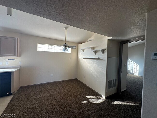 Building Photo - 1401 Michael Way