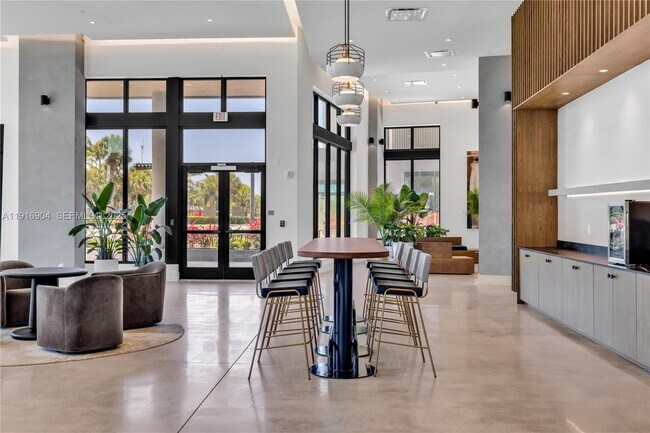 Foto del edificio - 3801 N Dixie Hwy