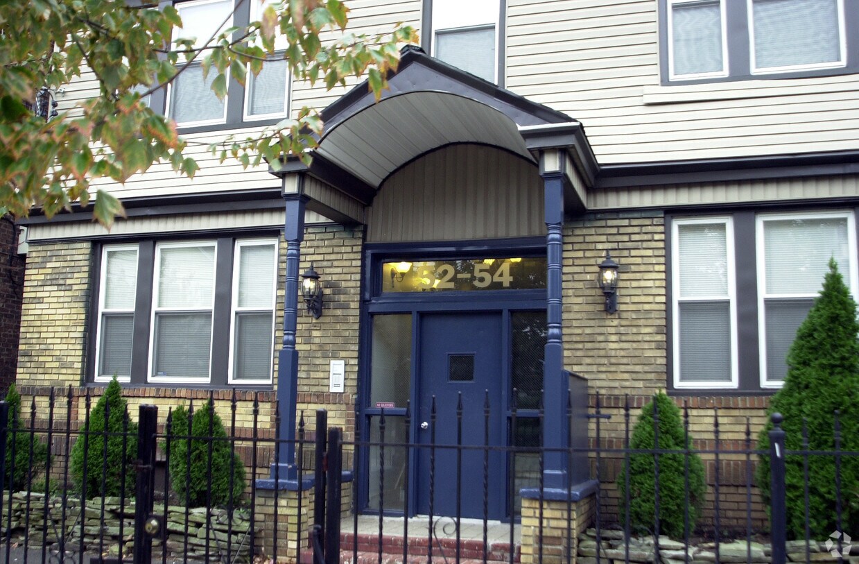Building Photo - 52 Millington Ave