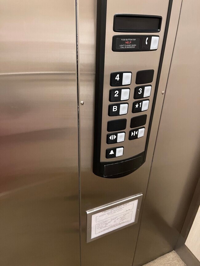 Foto del edificio - 10 Innes Ct
