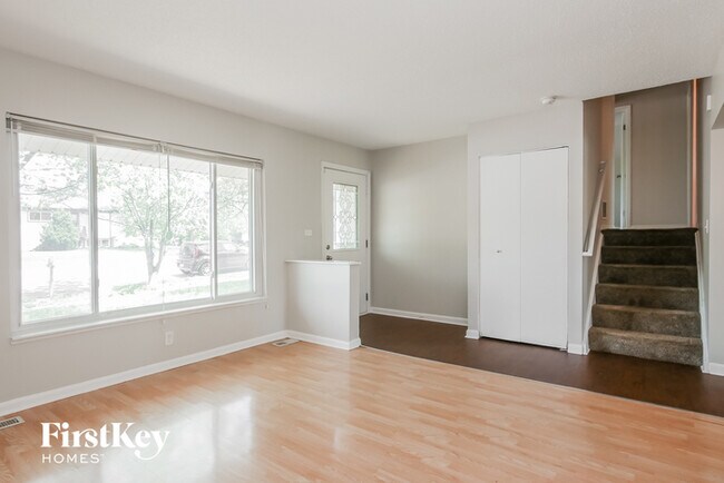 Building Photo - 221 Rockhurst Rd