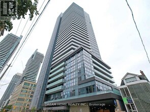 Building Photo - 125 Redpath Ave