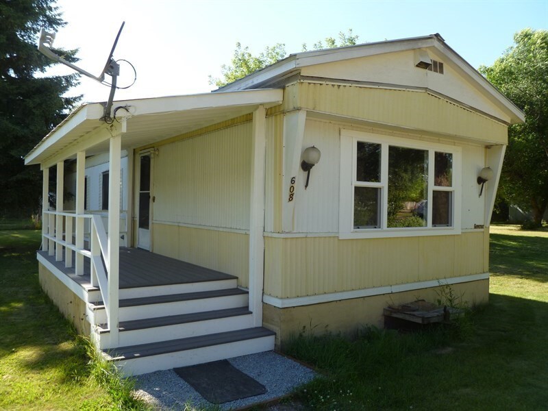 Primary Photo - Great Location Singlewide
