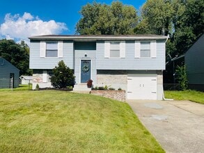 Building Photo - 11019 Neptune Pl