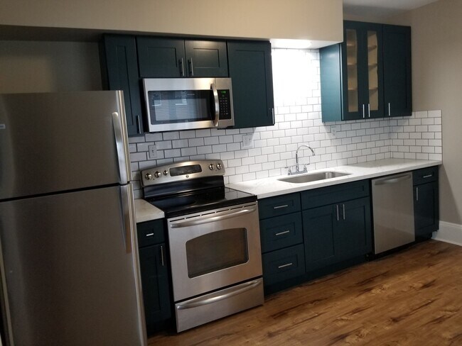 Foto del edificio - 2117 SE Hawthorne Blvd