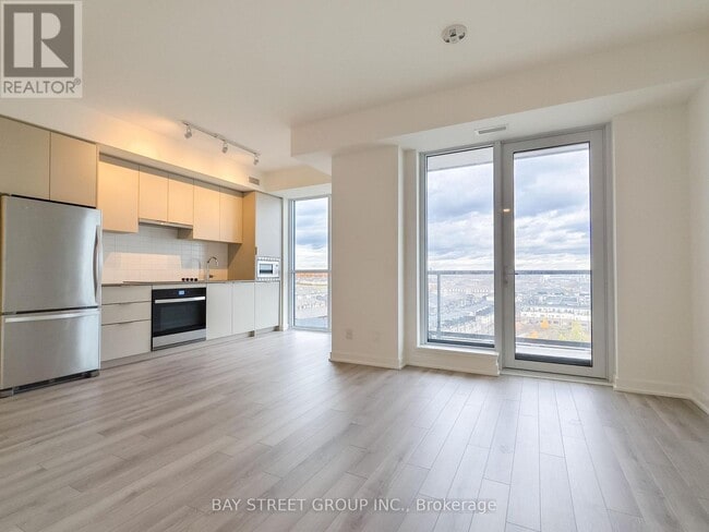 Building Photo - 3071 Trafalgar Rd