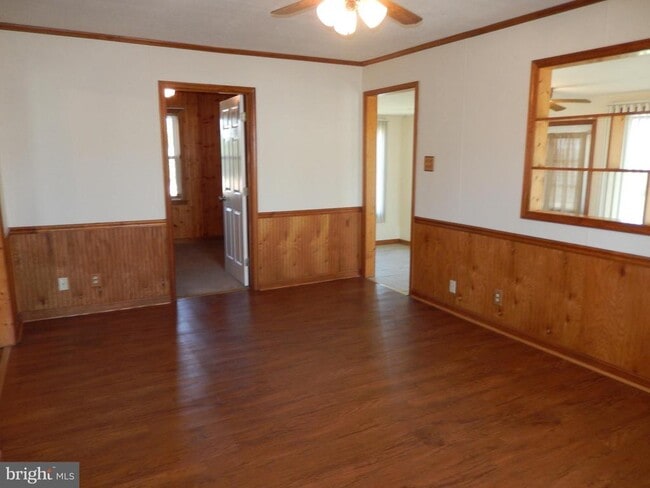 Building Photo - 16226 Little Ferry Rd