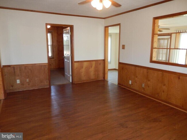 Foto del edificio - 16226 Little Ferry Rd