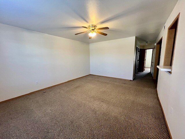 Foto del edificio - 417 N Pleasant St