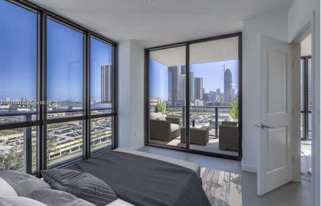 Foto del edificio - 1600 NE 1st Ave