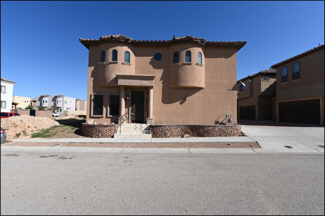 Building Photo - 12263 Costa Brava Pl