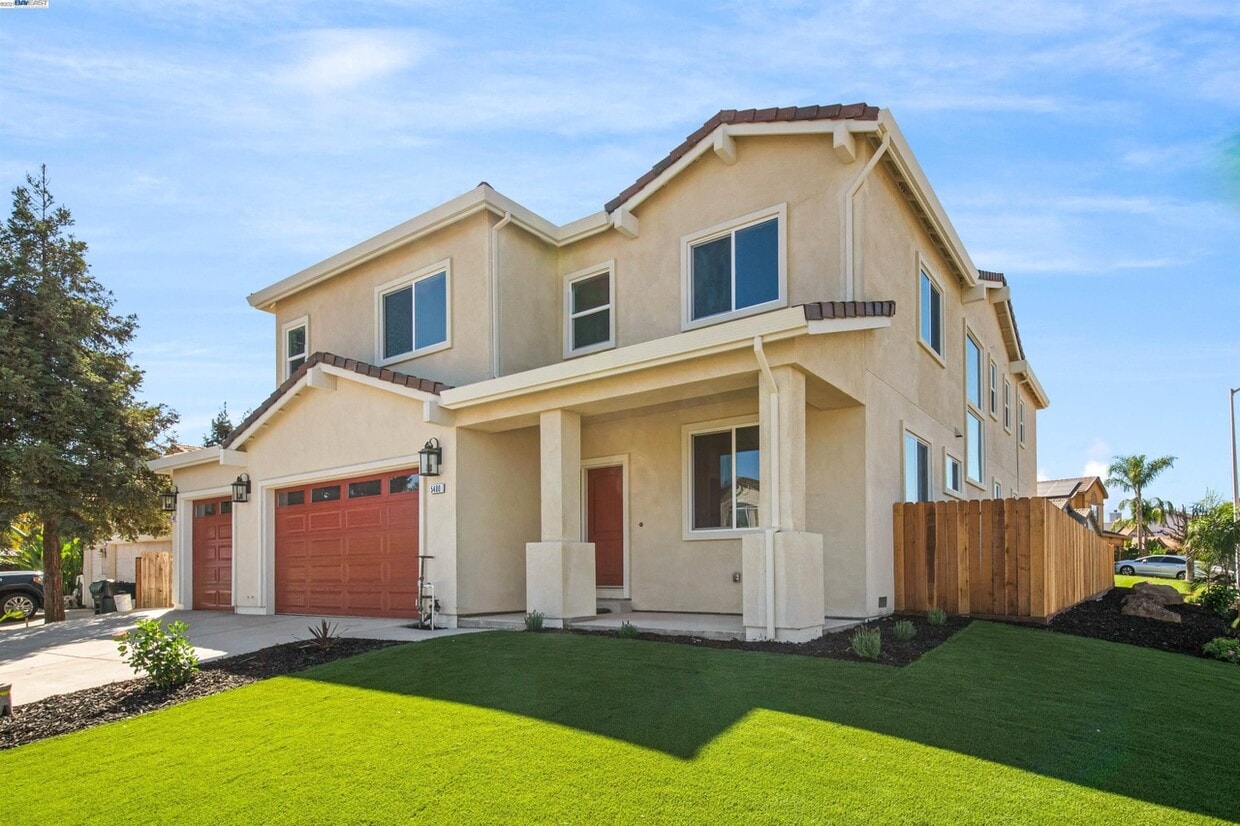 Primary Photo - 5400 Mojave Way