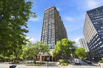 Building Photo - 4170 N Marine Dr