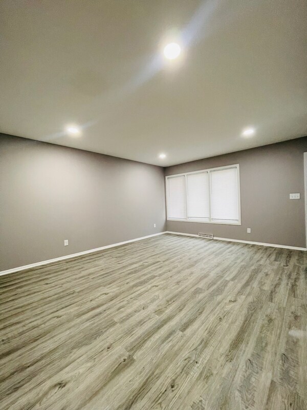 Foto del edificio - 6188 N Denmark St