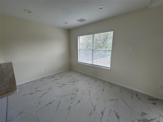 Foto del edificio - 12827 Waybridge St