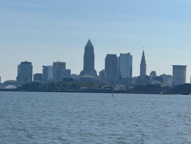 Foto del edificio - 2394 W 3rd St