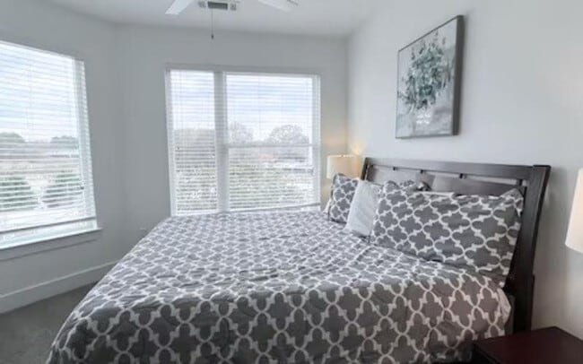 Foto del edificio - 688 Angier Ave NE