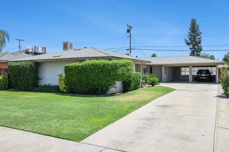 Building Photo - 2044 Mayfair Dr W