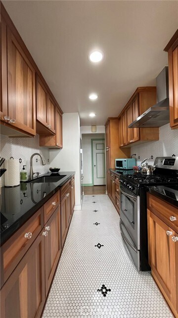 Foto del edificio - 800 E Ocean Blvd