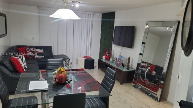 Building Photo - 8373 Lake Dr