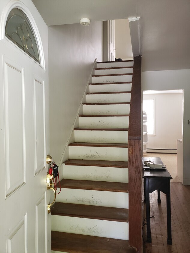 Entrance - 64 Old Lancaster Rd