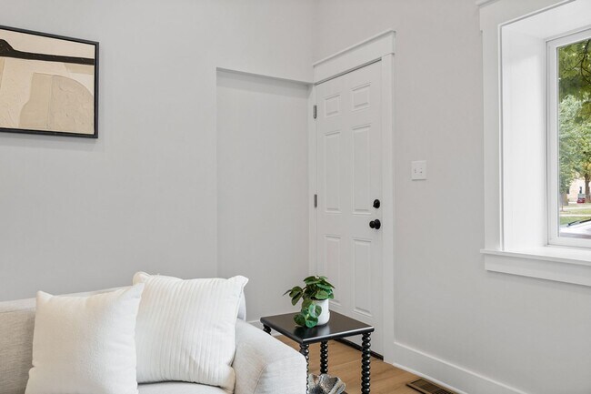 Foto del edificio - Furnished Luxury Home for Rent-Historic Deutschtown/Northside