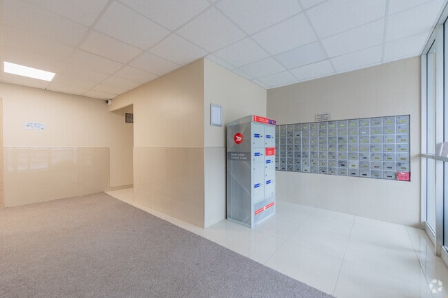 Lobby Photo - Birch Towers