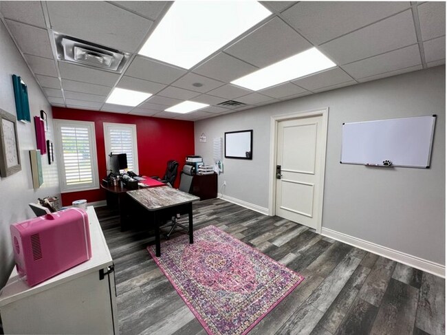 Building Photo - 2043 Coteau Rd