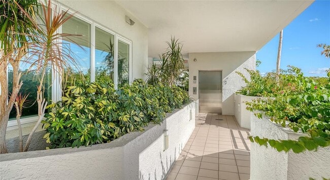 Building Photo - 350 Gulf of Mexico Dr